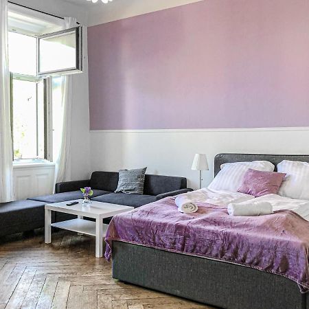 Commodious 2Br Apt. Near Akh-Perfect For Groups Wien Eksteriør bilde