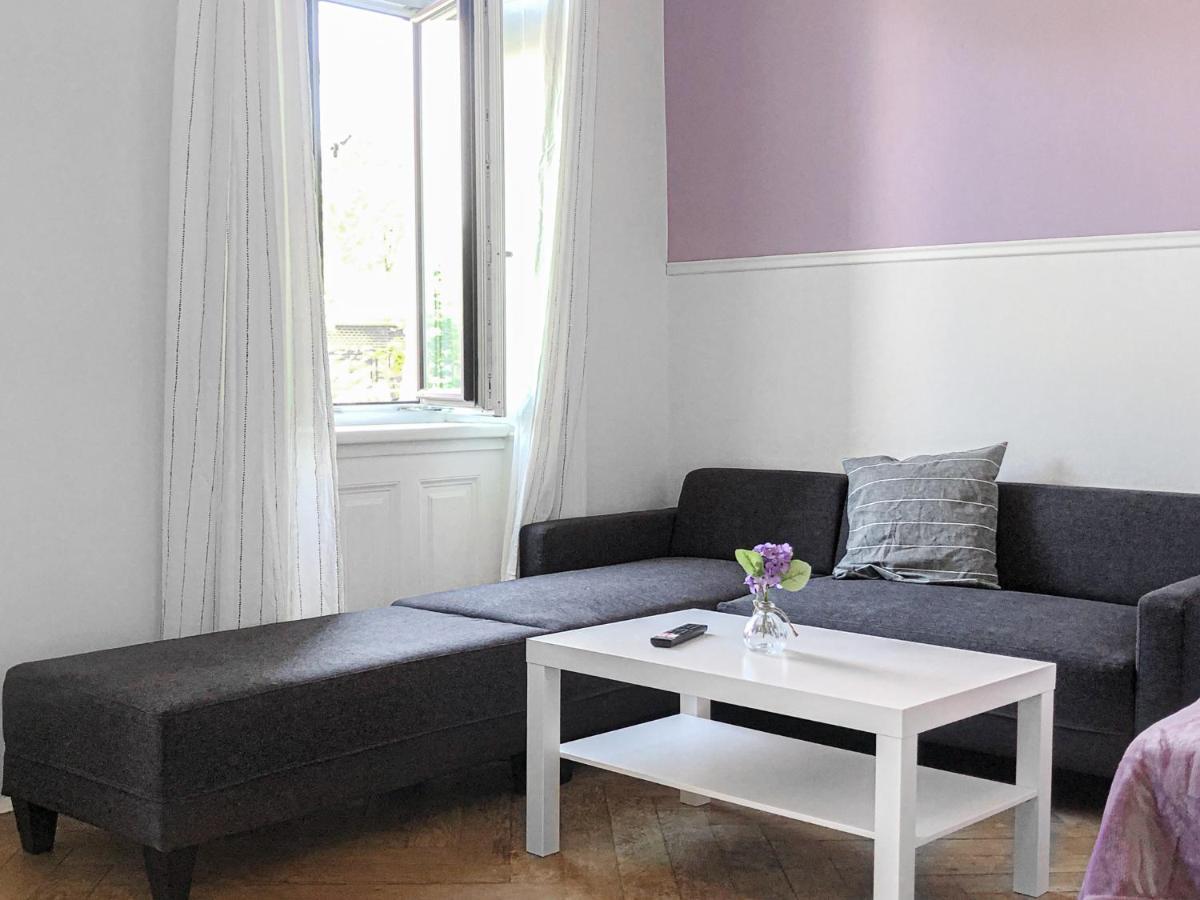 Commodious 2Br Apt. Near Akh-Perfect For Groups Wien Eksteriør bilde