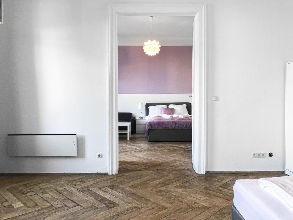 Commodious 2Br Apt. Near Akh-Perfect For Groups Wien Eksteriør bilde