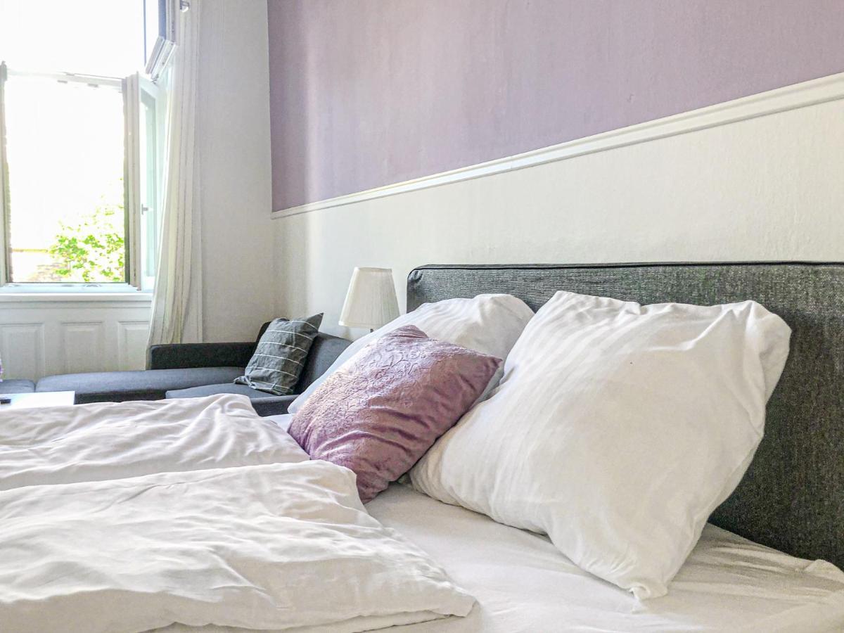 Commodious 2Br Apt. Near Akh-Perfect For Groups Wien Eksteriør bilde